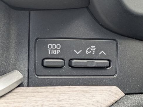 Used 2025 Toyota Grand Highlander FWD image 39