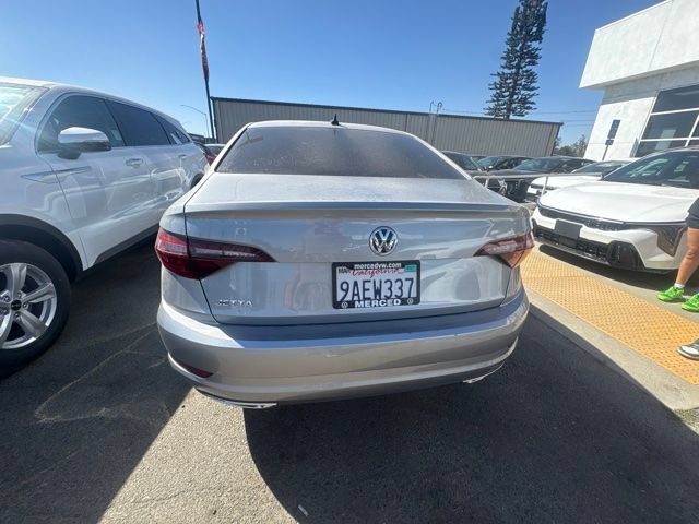 Used 2021 Volkswagen Jetta R-Line FWD image 5