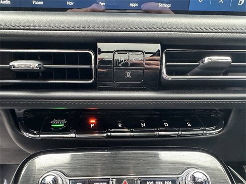 Certified 2022 Lincoln Nautilus Reserve image 23