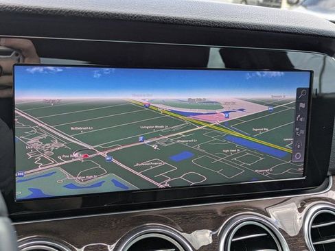 Used 2019 Mercedes-Benz E 300 E 300 image 28