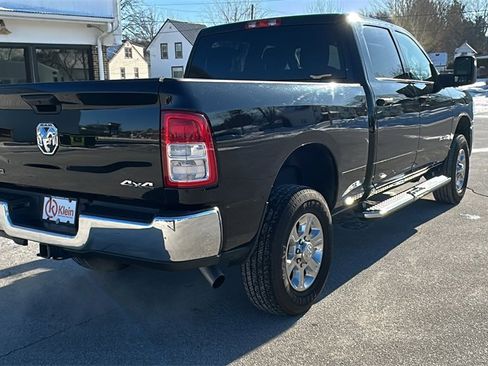 Used 2024 RAM 2500 Big Horn w/ Bed Utility Group image 9