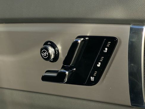 New 2026 Cadillac Vistiq Sport w/ LPO, Premium Carpet Package image 45