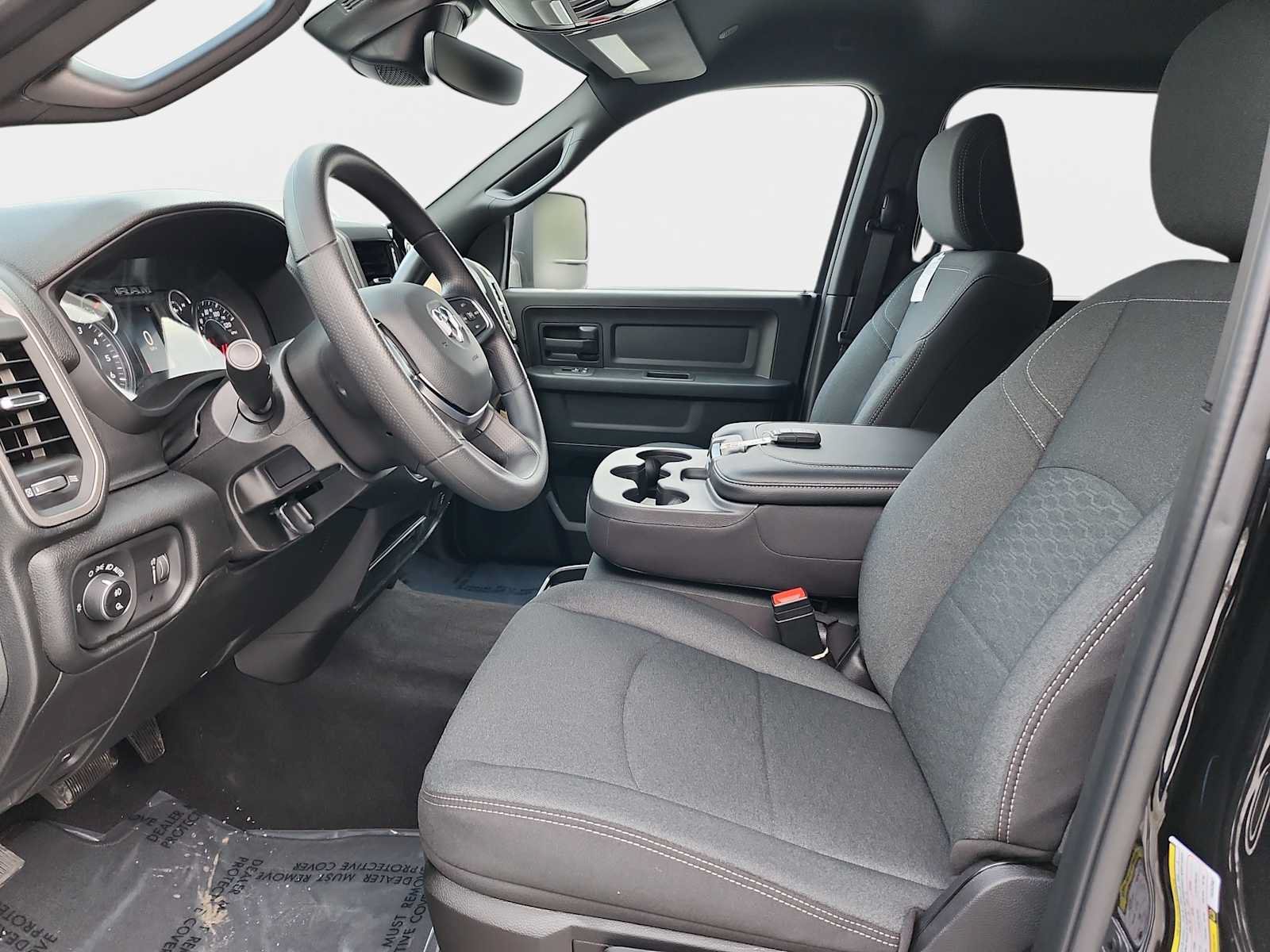 New 2026 RAM 3500 Tradesman AWD/4WD image 11