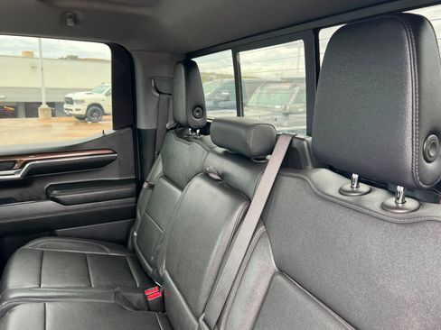 Used 2024 Chevrolet Silverado 1500 LT Trail Boss w/ Convenience Package II AWD/4WD image 21
