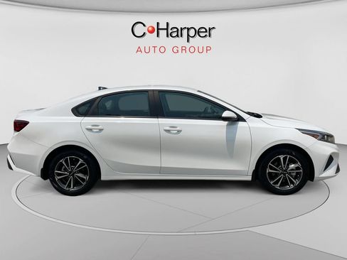 Certified 2023 Kia Forte LXS w/ LXS Technology Package FWD image 2