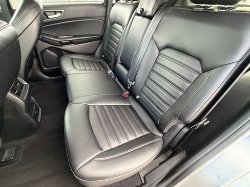 Used 2022 Ford Edge SEL AWD/4WD image 12