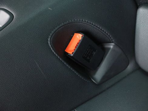 Used 2015 Porsche 911 Carrera image 40