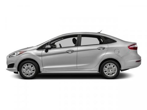 Used 2016 Ford Fiesta SE w/ Cold Weather Package image 3