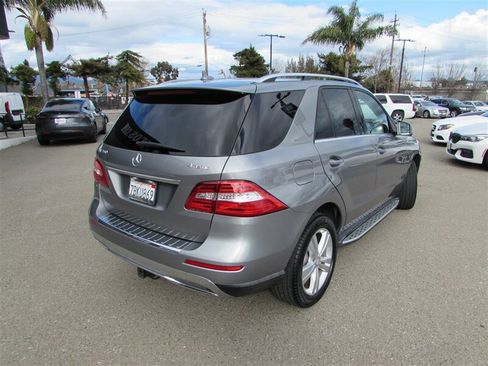 Used 2013 Mercedes-Benz ML 350 4MATIC image 5