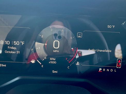 New 2026 GMC Acadia Elevation image 10