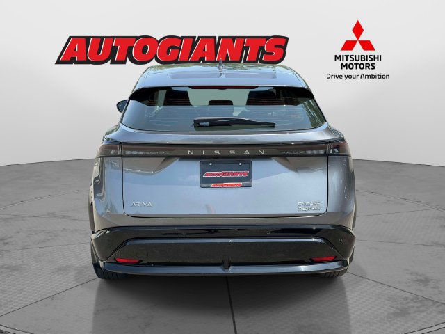 Used 2023 Nissan Ariya AWD image 5