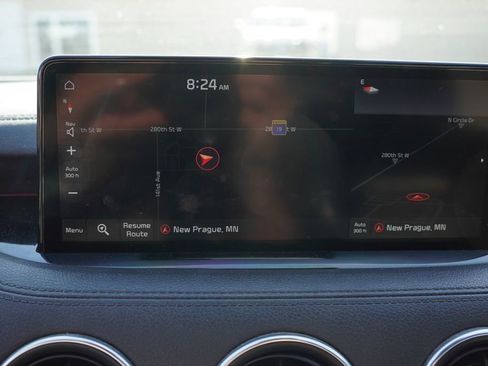 Used 2022 Kia Stinger GT1 AWD/4WD image 7