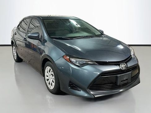 Used 2017 Toyota Corolla LE w/ Carpet Mat Package (TMS) image 3