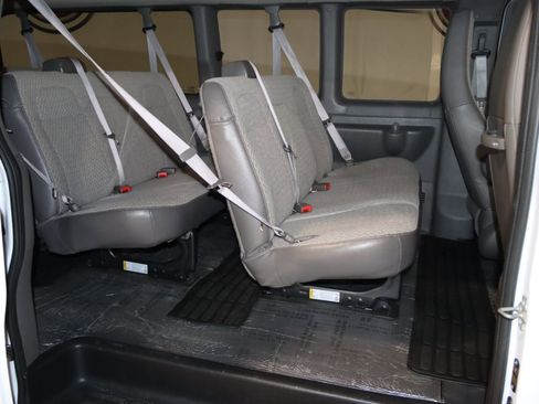 Used 2025 Chevrolet Express 3500 LT w/ LT Preferred Equipment Group image 57