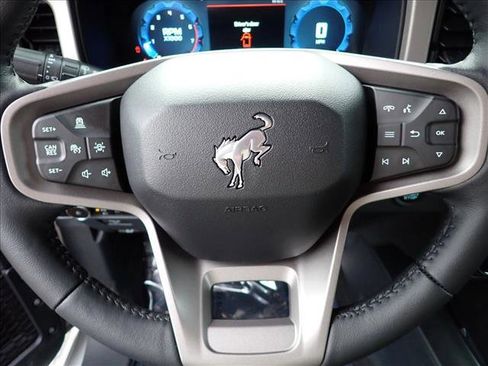 New 2026 Ford Bronco Outer Banks w/ Sasquatch Package AWD/4WD image 16