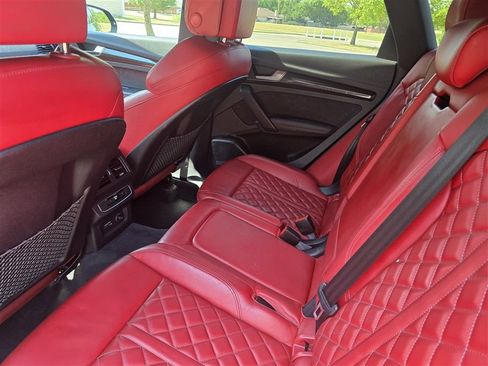 Used 2021 Audi SQ5 Premium Plus w/ Premium Plus Package AWD/4WD image 18