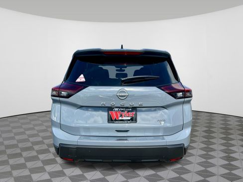 New 2026 Nissan Rogue SV AWD/4WD image 8