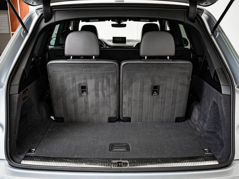 Used 2018 Audi Q7 3.0T Prestige w/ Prestige Package image 22