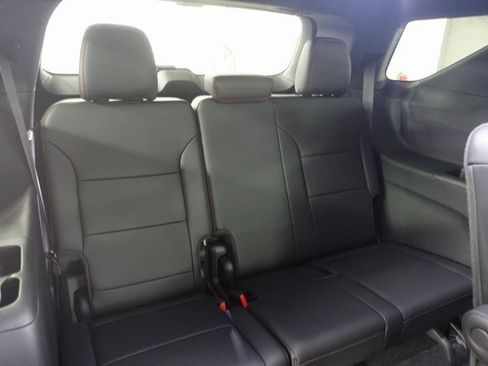 Used 2024 Chevrolet Traverse RS image 26