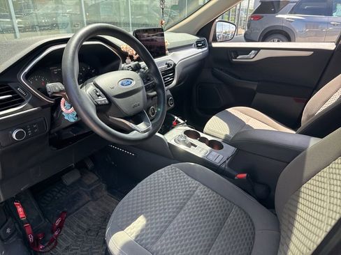 Used 2020 Ford Escape SE FWD image 6