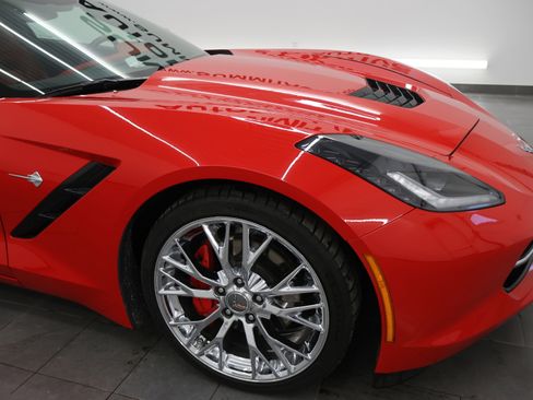 Used 2015 Chevrolet Corvette Stingray Coupe w/ 3LT Preferred Equipment Group RWD image 20