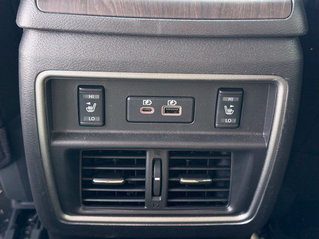 Used 2024 Nissan Murano Platinum w/ Cargo Package FWD image 12