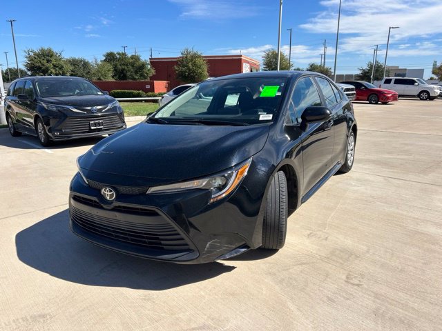 Used 2025 Toyota Corolla LE FWD image 7