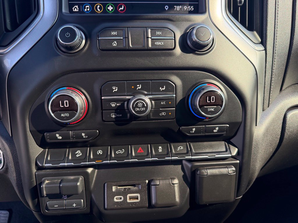 Used 2019 Chevrolet Silverado 1500 LT w/ All-Star Edition AWD/4WD image 35