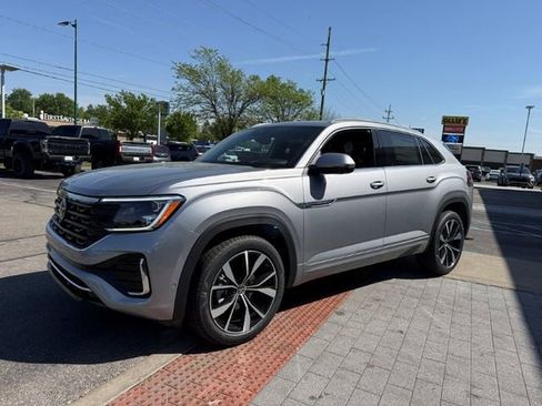 New 2026 Volkswagen Atlas Cross Sport SEL Premium R-Line AWD/4WD image 3