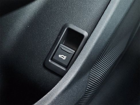 New 2025 Audi A5 2.0T Premium Plus image 16