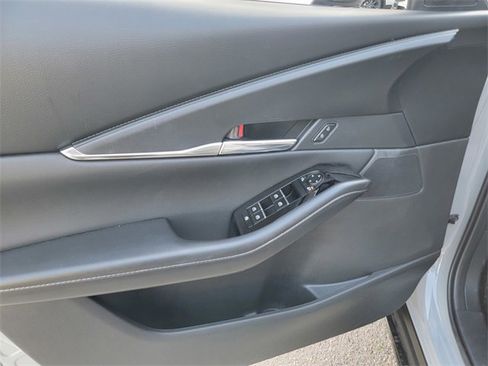 Certified 2025 MAZDA CX-30 AWD 2.5 S w/ Preferred Package image 8