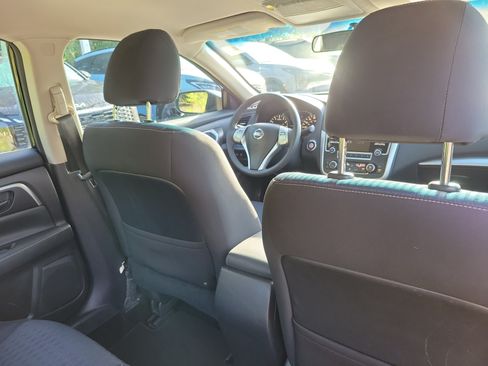 Used 2017 Nissan Altima 2.5 SV FWD image 12