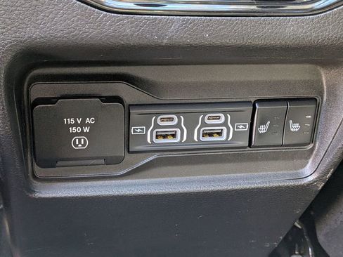 Used 2023 Jeep Grand Cherokee Limited AWD/4WD image 26