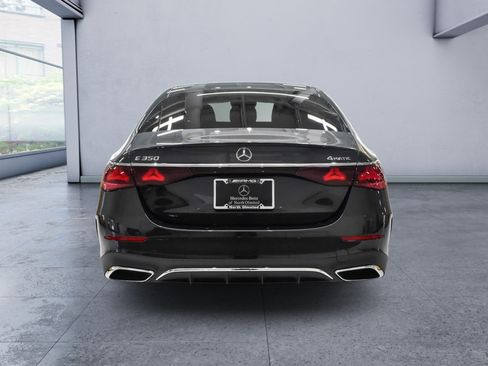 Used 2026 Mercedes-Benz E 350 4MATIC Sedan image 5