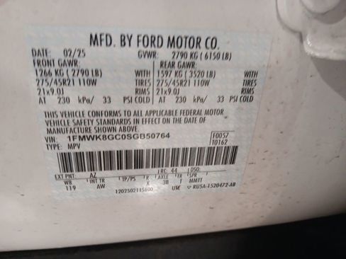 Used 2025 Ford Explorer ST w/ Sun And Sound Package AWD/4WD image 10