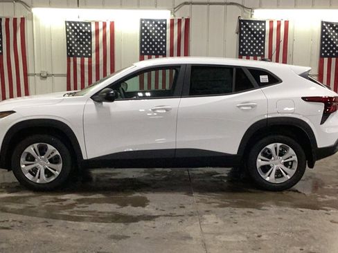 New 2026 Chevrolet Trax LS w/ Driver Confidence Package FWD image 3