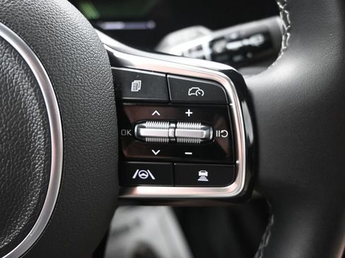 Certified 2025 Kia Sorento S AWD/4WD image 27