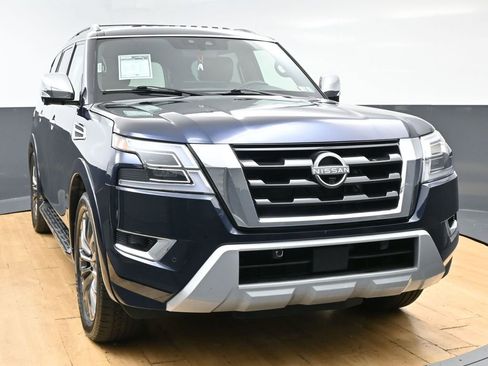 Used 2021 Nissan Armada Platinum w/ Captain's Chairs Package AWD/4WD image 4