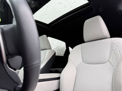 Used 2023 Lexus RX 350 Premium w/ Accessory Package image 13