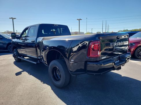 New 2026 RAM 3500 Big Horn image 8