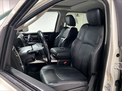 Used 2018 RAM 2500 Laramie w/ Sport Appearance Group AWD/4WD image 31