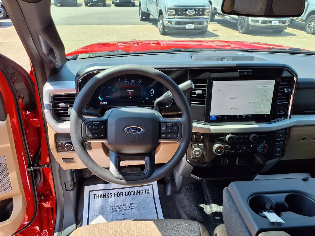 New 2026 Ford F250 XLT w/ XLT Premium Package AWD/4WD image 3