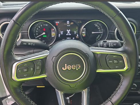 Used 2023 Jeep Wrangler Unlimited Sahara w/ Cold Weather Group AWD/4WD image 12