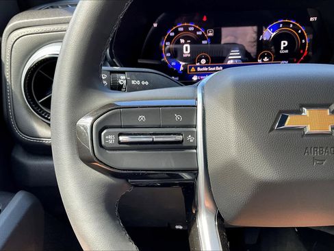 Used 2024 Chevrolet Colorado LT w/ LT Convenience Package image 18