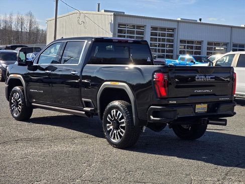 New 2026 GMC Sierra 3500 Denali Ultimate image 19