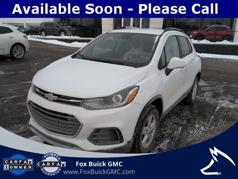 Certified 2022 Chevrolet Trax LT w/ LT Convenience Package image 1