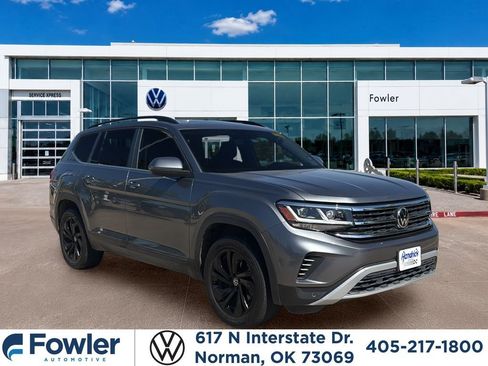 Used 2023 Volkswagen Atlas SE w/ Panoramic Sunroof Package FWD image 1