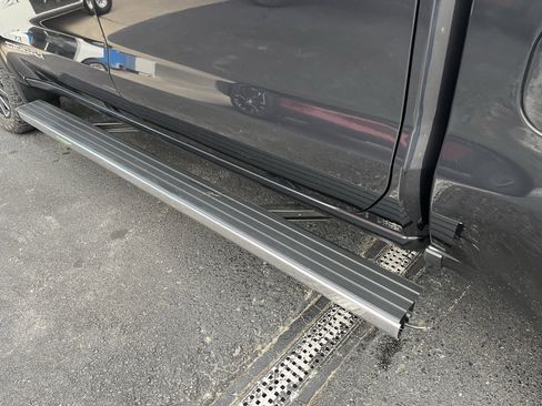 Used 2020 GMC Sierra 1500 Denali w/ Denali Ultimate Package image 8