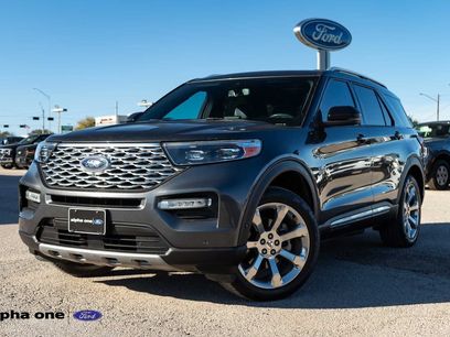 Used 2020 Ford Explorer Platinum w/ Premium Technology Package