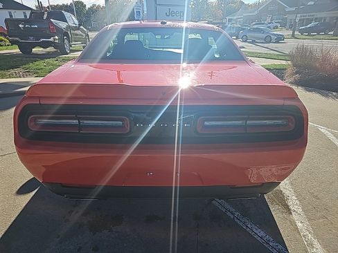 Certified 2022 Dodge Challenger R/T image 13